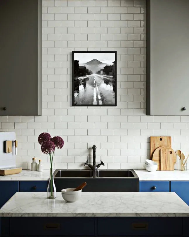 Rainstreet Black and White Wall Painting